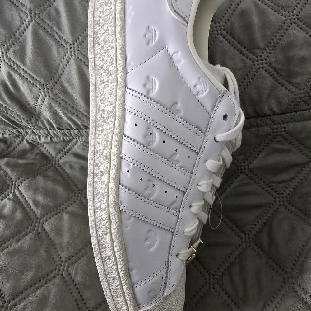 Adidas - Picture 4 of 4
